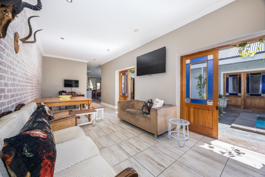 5 Bedroom Property for Sale in Graanendal Western Cape